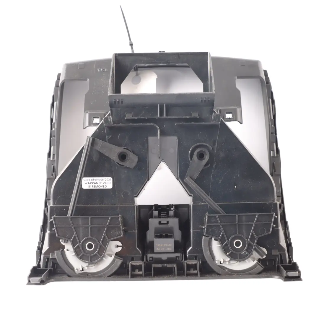 MK5 Centre Console Air Vent Grille Hazard Buuton Panel to Volkswagen Golf with Part number 1K0815735 Volkswagen Golf MK5 Centre Console Air Vent Grille Hazard Buuton Panel - SKU 1K0815735 - Part number 1K0815735