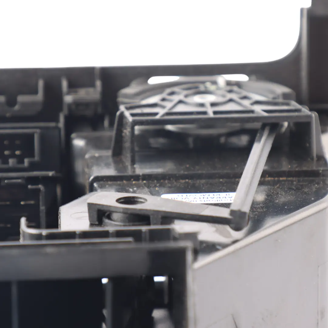 MK5 Centre Console Air Vent Grille Hazard Buuton Panel to Volkswagen Golf with Part number 1K0815735 Volkswagen Golf MK5 Centre Console Air Vent Grille Hazard Buuton Panel - SKU 1K0815735 - Part number 1K0815735