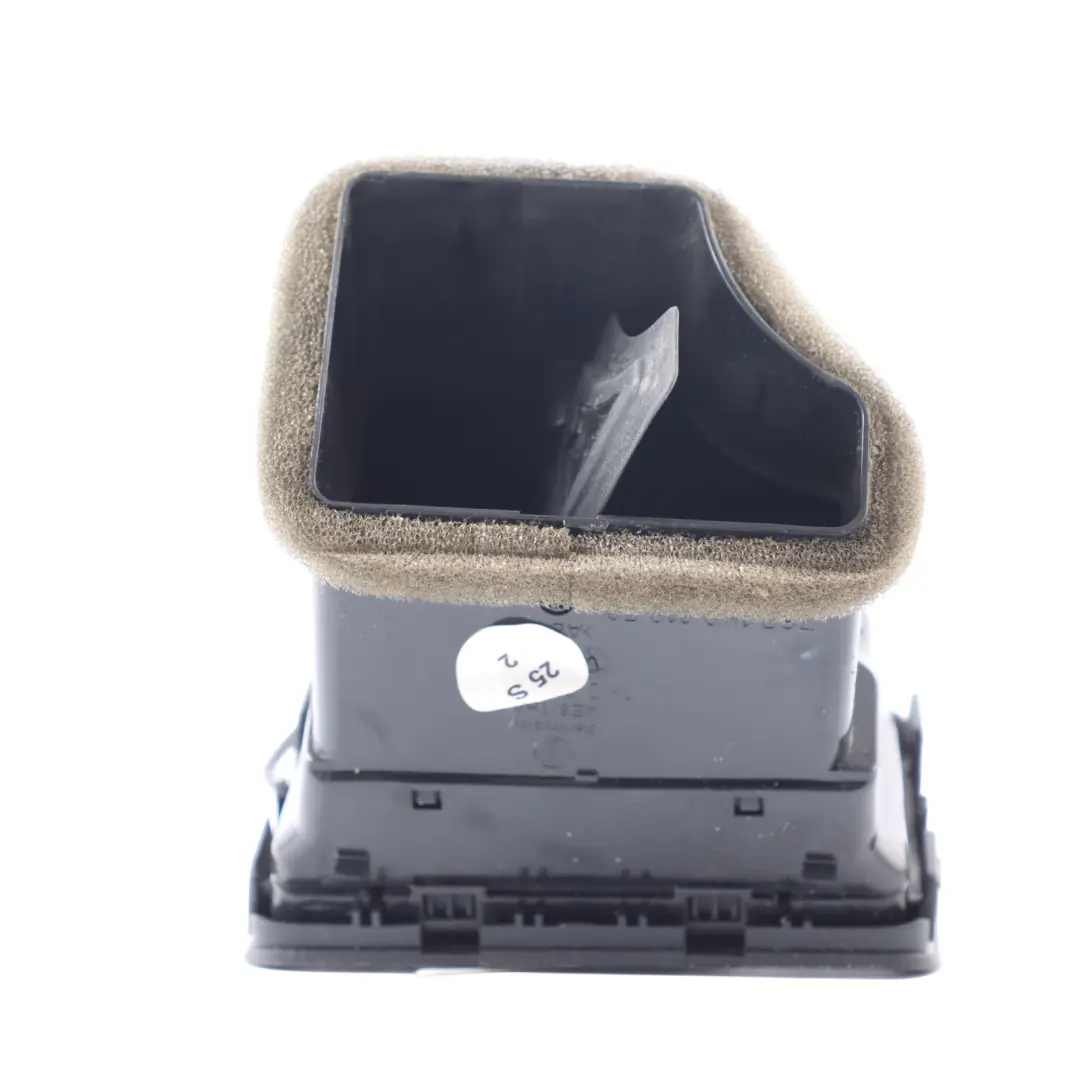 Mk5 Cruscotto Griglia Di Aerazione Anteriore Destra 1K0819704 per Volkswagen Golf con numero di parte 1K0819710 Volkswagen Golf Mk5 Cruscotto Griglia Di Aerazione Anteriore Destra 1K0819704 - SKU 1K0819710 - Numero di parte 1K0819710