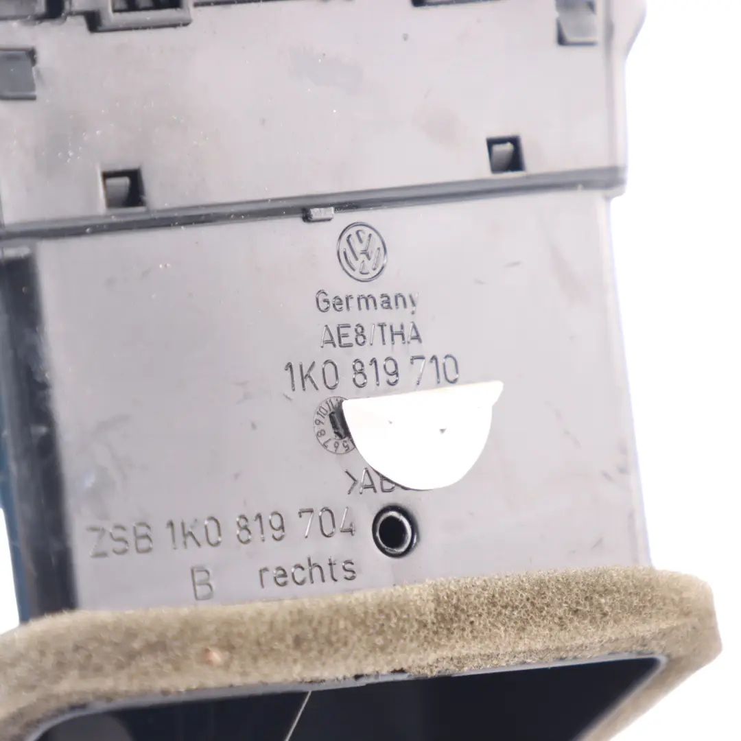 Mk5 Armaturenbrett Lüftungsgitter Vorne Rechts 1K0819704 für Volkswagen Golf mit Teilenummer 1K0819710 Volkswagen Golf Mk5 Armaturenbrett Lüftungsgitter Vorne Rechts 1K0819704 - SKU 1K0819710 - Teilenummer 1K0819710