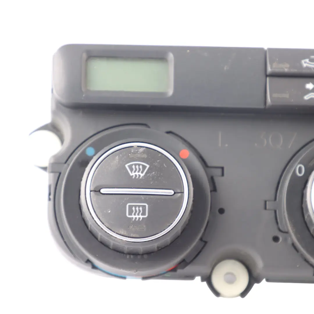 A/C Air Conditioning Control Switch Panel 1K0907044BD to VW Volkswagen Golf 5 with Part number 1K0907044BM VW Volkswagen Golf 5 A/C Air Conditioning Control Switch Panel 1K0907044BD - SKU 1K0907044BM - Part number 1K0907044BM