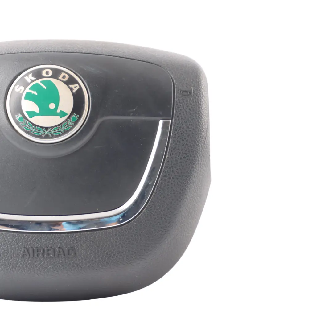 Steering Wheel Air Module Driver's Side Unit to Skoda Octavia II with Part number 1Z0880201AQ Skoda Octavia II Steering Wheel Air Module Driver's Side Unit - SKU 1Z0880201AQ - Part number 1Z0880201AQ