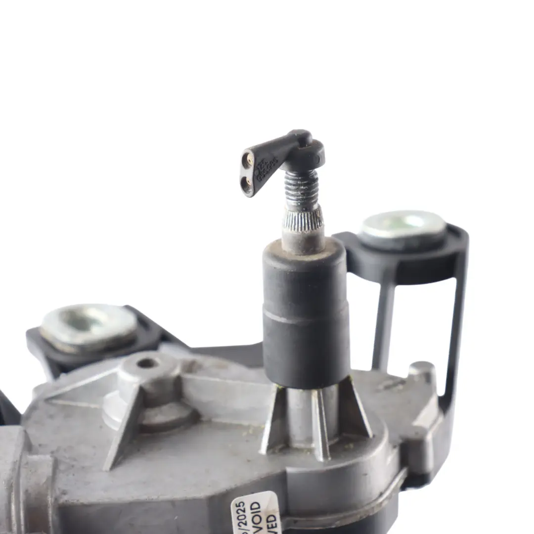 1Z Window Tailgate Rear Wiper Motor Drive Unit to Skoda Octavia II with Part number 1Z5955711D Skoda Octavia II 1Z Window Tailgate Rear Wiper Motor Drive Unit - SKU 1Z5955711D - Part number 1Z5955711D