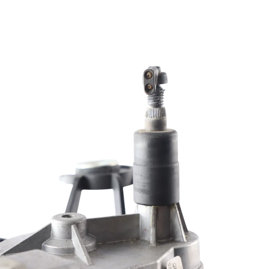 1Z Window Tailgate Rear Wiper Motor Drive Unit to Skoda Octavia II with Part number 1Z5955711D Skoda Octavia II 1Z Window Tailgate Rear Wiper Motor Drive Unit - SKU 1Z5955711D - Part number 1Z5955711D