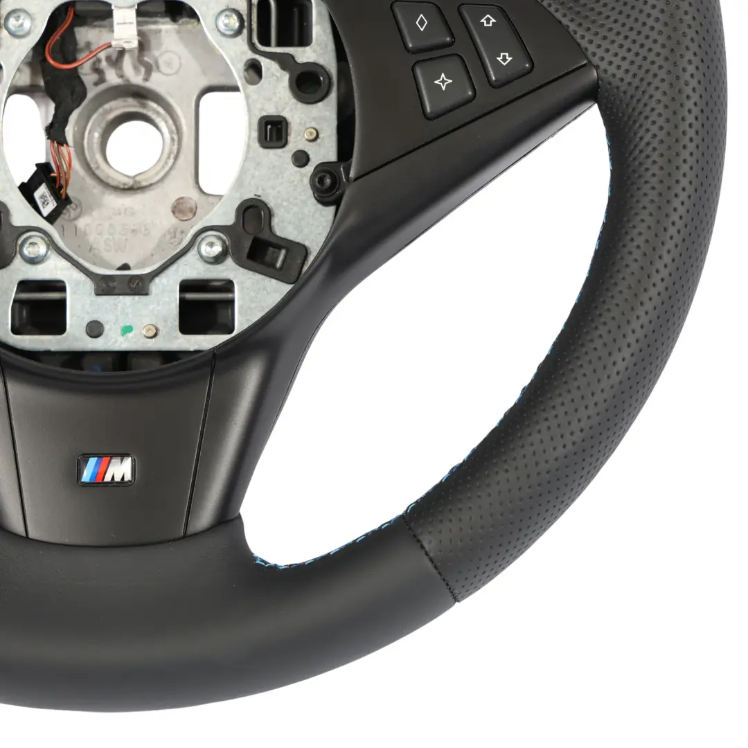 NUEVO Volante De Cuero M-Sport Manillar M-Hillos para BMW E60 E61 E63 E64 con número de pieza 2283939 BMW E60 E61 E63 E64 NUEVO Volante De Cuero M-Sport Manillar M-Hillos - SKU 2283939 - Número de pieza 2283939