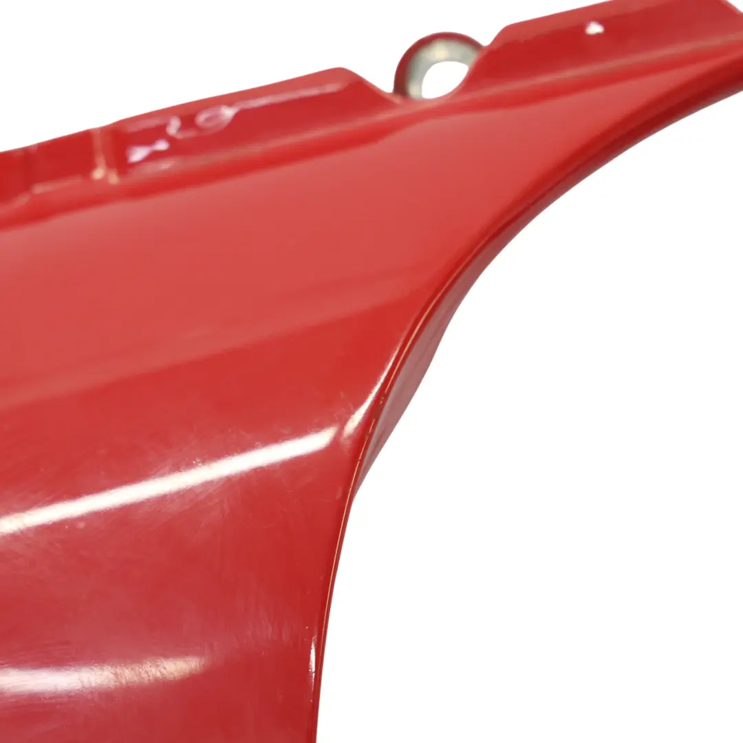 Seitenverkleidung Vorne Links Flügel Chili Rot - 851 für Mini Cooper R55 R56 R57 mit Teilenummer 2754725 Mini Cooper R55 R56 R57 Seitenverkleidung Vorne Links Flügel Chili Rot - 851 - SKU 2754725-CHRED3 - Teilenummer 2754725