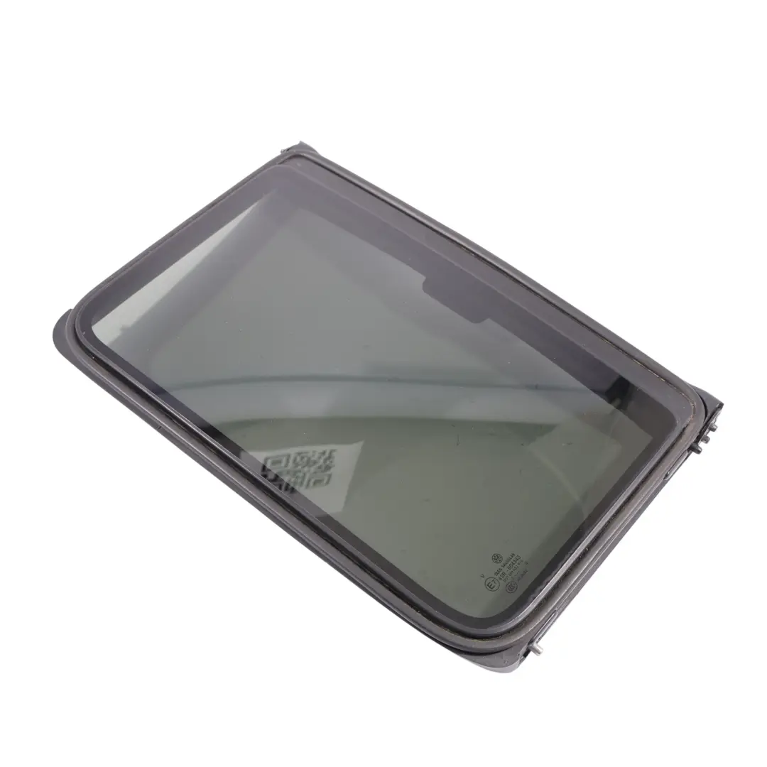 Side Window Glass Rear Right O/S AS2 to Volkswagen VW Caddy Maxi with Part number 2K0847796D Volkswagen VW Caddy Maxi Side Window Glass Rear Right O/S AS2 - SKU 2K0847796D - Part number 2K0847796D
