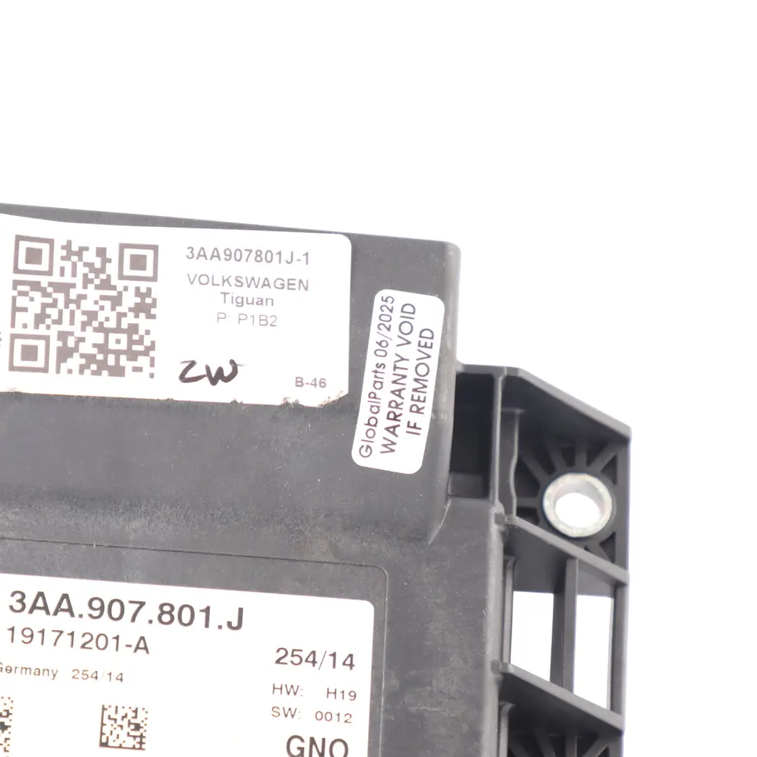 Frein stationnement Module main Unité contrôle pour Volkswagen Tiguan 5N à propos du numéro de pièce 3AA907801J Volkswagen Tiguan 5N Frein stationnement Module main Unité contrôle - SKU 3AA907801J-1 - Numéro de pièce 3AA907801J