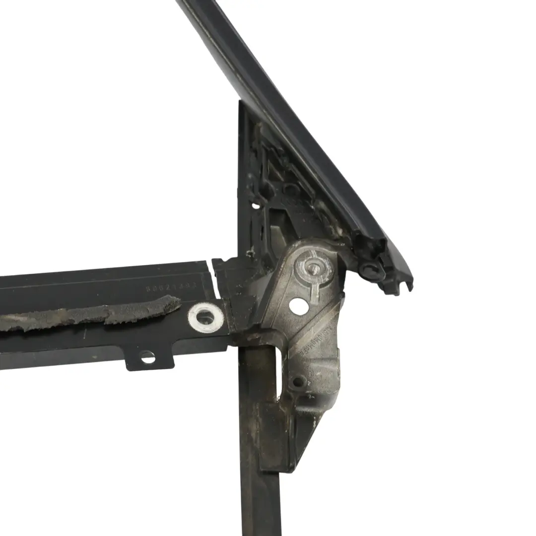 Cadre De Fenêtre De Porte Supérieur Arrière Droit pour Audi A6 C6 Saloon à propos du numéro de pièce 4F5839630F Audi A6 C6 Saloon Cadre De Fenêtre De Porte Supérieur Arrière Droit - SKU 4F5839630F - Numéro de pièce 4F5839630F