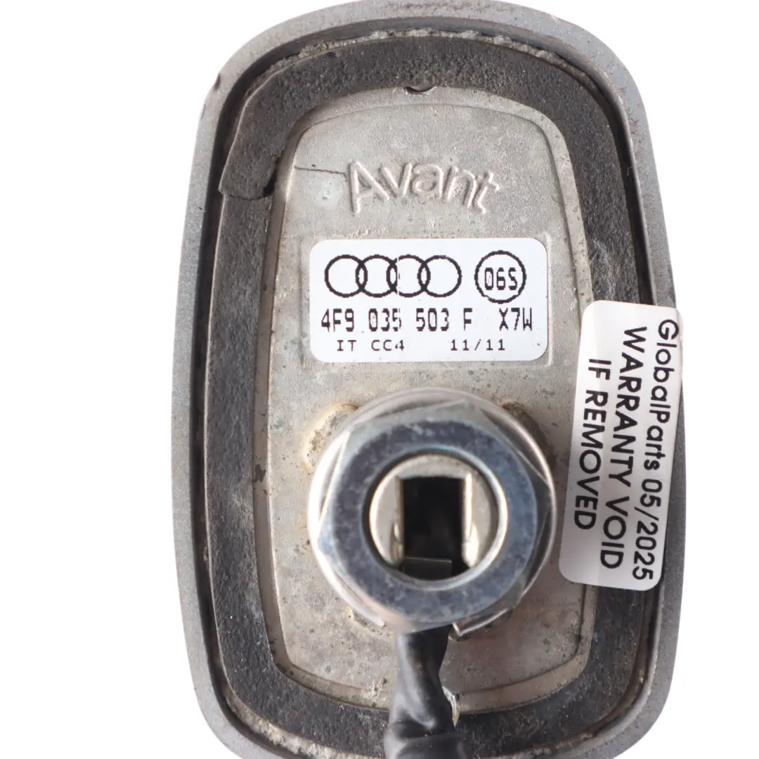 Antenne De Toit Amplificateur Shark Top Argent Glacé X7W pour Audi A6 C6 à propos du numéro de pièce 4F9035503F Audi A6 C6 Antenne De Toit Amplificateur Shark Top Argent Glacé X7W - SKU 4F9035503F-ICS - Numéro de pièce 4F9035503F