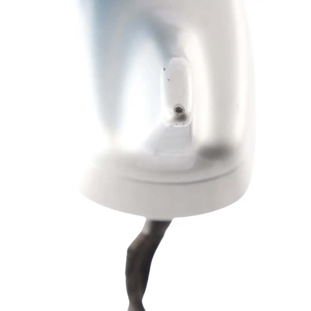 Antenna Da Tetto Shark Top Amplificatore Ice Silver X7W per Audi A6 C6 con numero di parte 4F9035503F Audi A6 C6 Antenna Da Tetto Shark Top Amplificatore Ice Silver X7W - SKU 4F9035503F-ICS - Numero di parte 4F9035503F