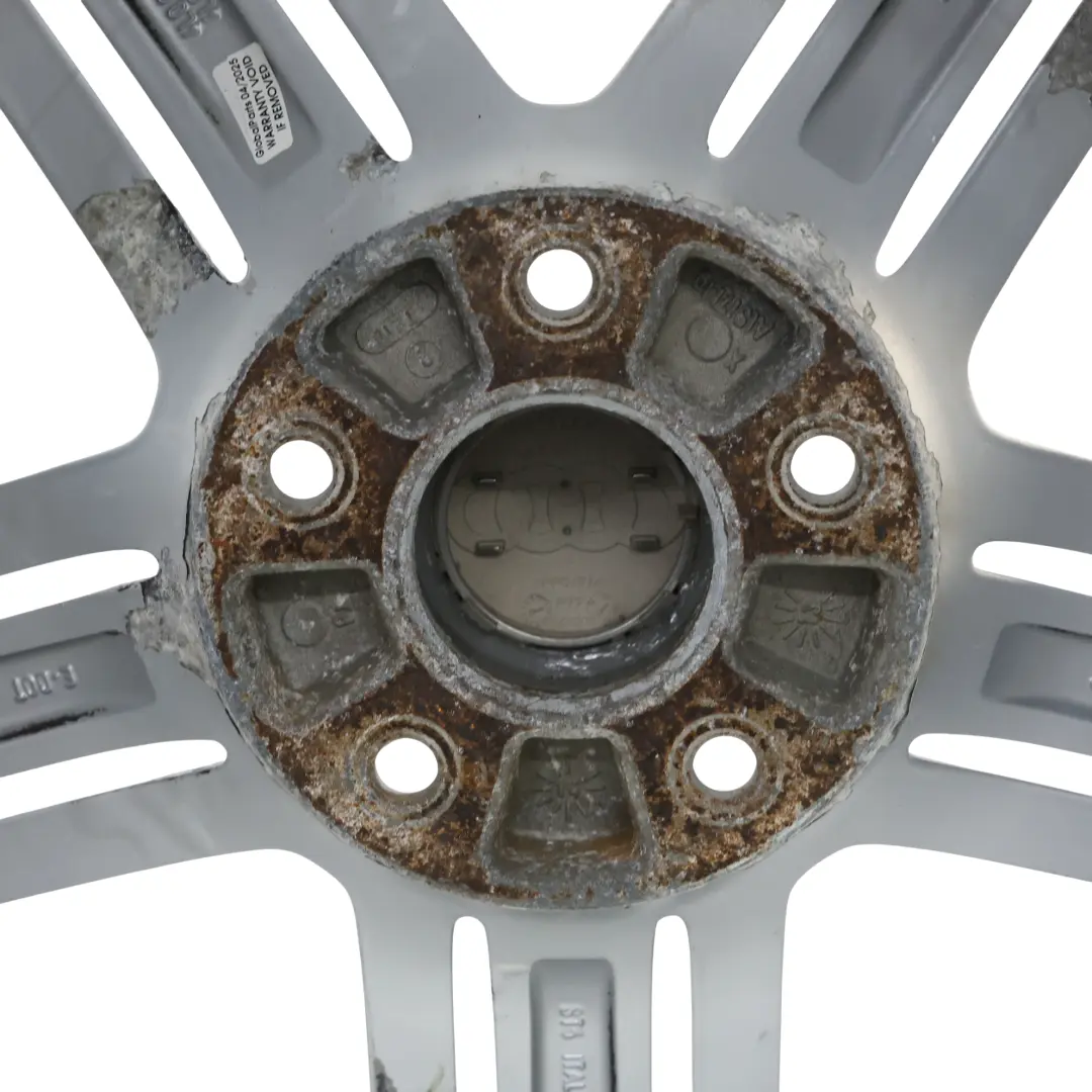 Cerchio In Lega Argento 21" A Raggi Stellati 10J ET:44 per Audi Q7 4L con numero di parte 4L0601025BH Audi Q7 4L Cerchio In Lega Argento 21" A Raggi Stellati 10J ET:44 - SKU 4L0601025BH-9 - Numero di parte 4L0601025BH