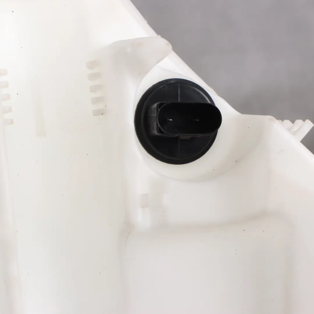 Audi Q7 4M Scheibenwaschanlage Flasche Flüssigkeit Tank Reservoir - SKU 4M0955452B - Teilenummer 4M0955452B