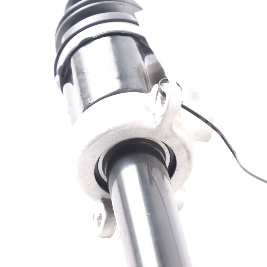 Shaft BMW F70 F74 U06 Front Right O/S Driveshaft to Drive with Part number 5A44AB6 Drive Shaft BMW F70 F74 U06 Front Right O/S Driveshaft - SKU 5A44AB6 - Part number 5A44AB6