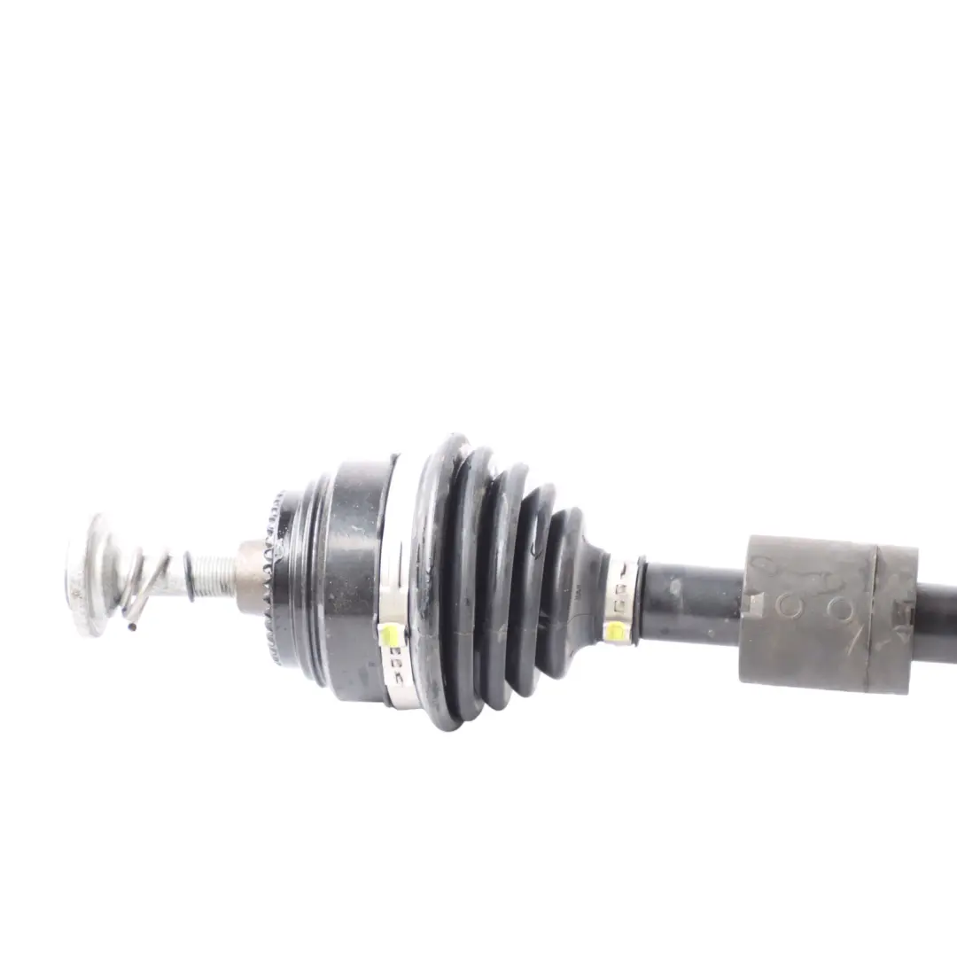Shaft BMW F70 F74 U06 Front Right O/S Driveshaft to Drive with Part number 5A44AB6 Drive Shaft BMW F70 F74 U06 Front Right O/S Driveshaft - SKU 5A44AB6 - Part number 5A44AB6