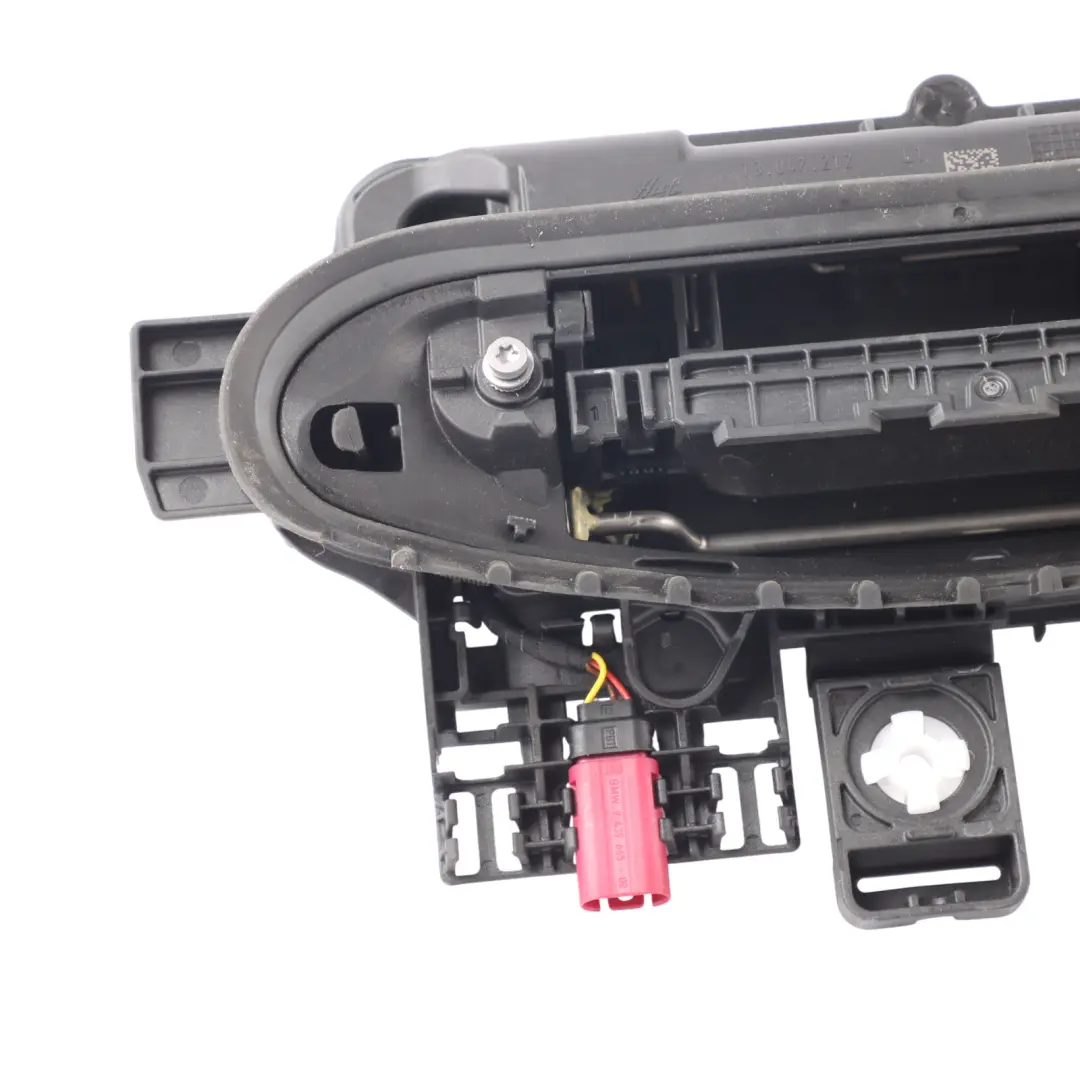 BMW U06 Outside Door Handle Grab Base Carrier Front Left N/S - SKU RHD-5A68EC7 - Part number 5A68EC7