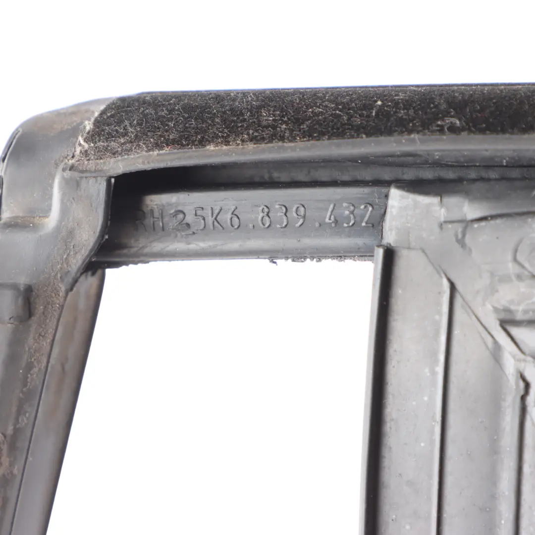 Fensterdichtung Tür Hinten Rechts Dichtung für Volkswagen Golf 6 mit Teilenummer 5K6839432E Volkswagen Golf 6 Fensterdichtung Tür Hinten Rechts Dichtung - SKU 5K6839432E - Teilenummer 5K6839432E