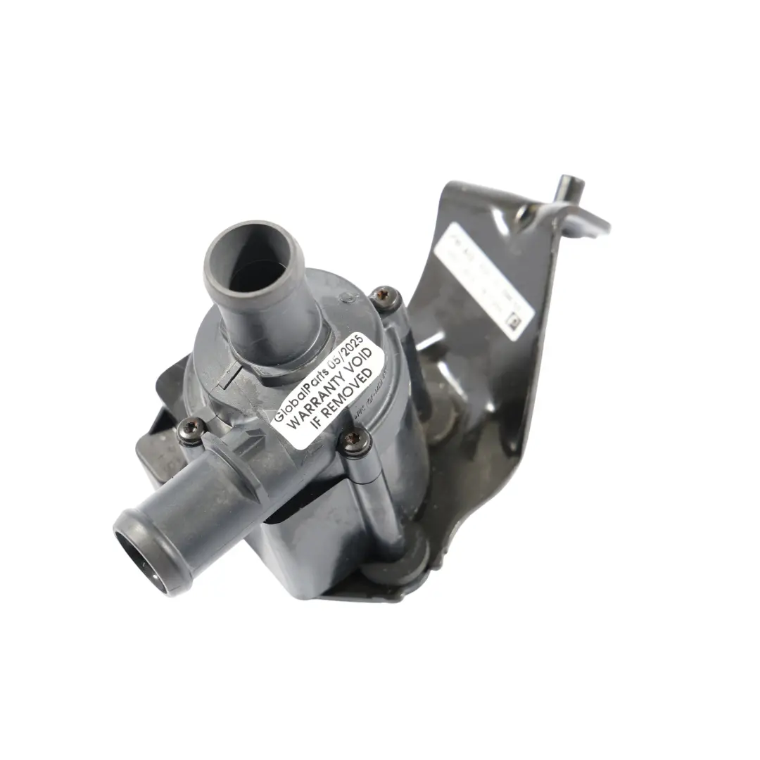 Bomba De Agua Auxiliar Circulación De Refrigerante para Audi A3 S3 8V con número de pieza 5Q0121599AA Audi A3 S3 8V Bomba De Agua Auxiliar Circulación De Refrigerante - SKU 5Q0121599AA - Número de pieza 5Q0121599AA