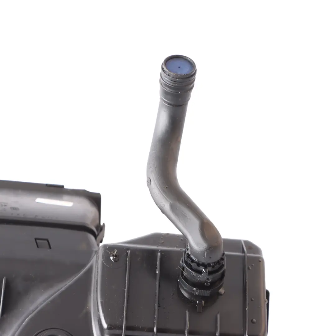 Filter Housing Box to Audi Q2 GA 1.5 TFSI Air with Part number 5Q0129607BG Audi Q2 GA 1.5 TFSI Air Filter Housing Box - SKU 5Q0129607BG - Part number 5Q0129607BG