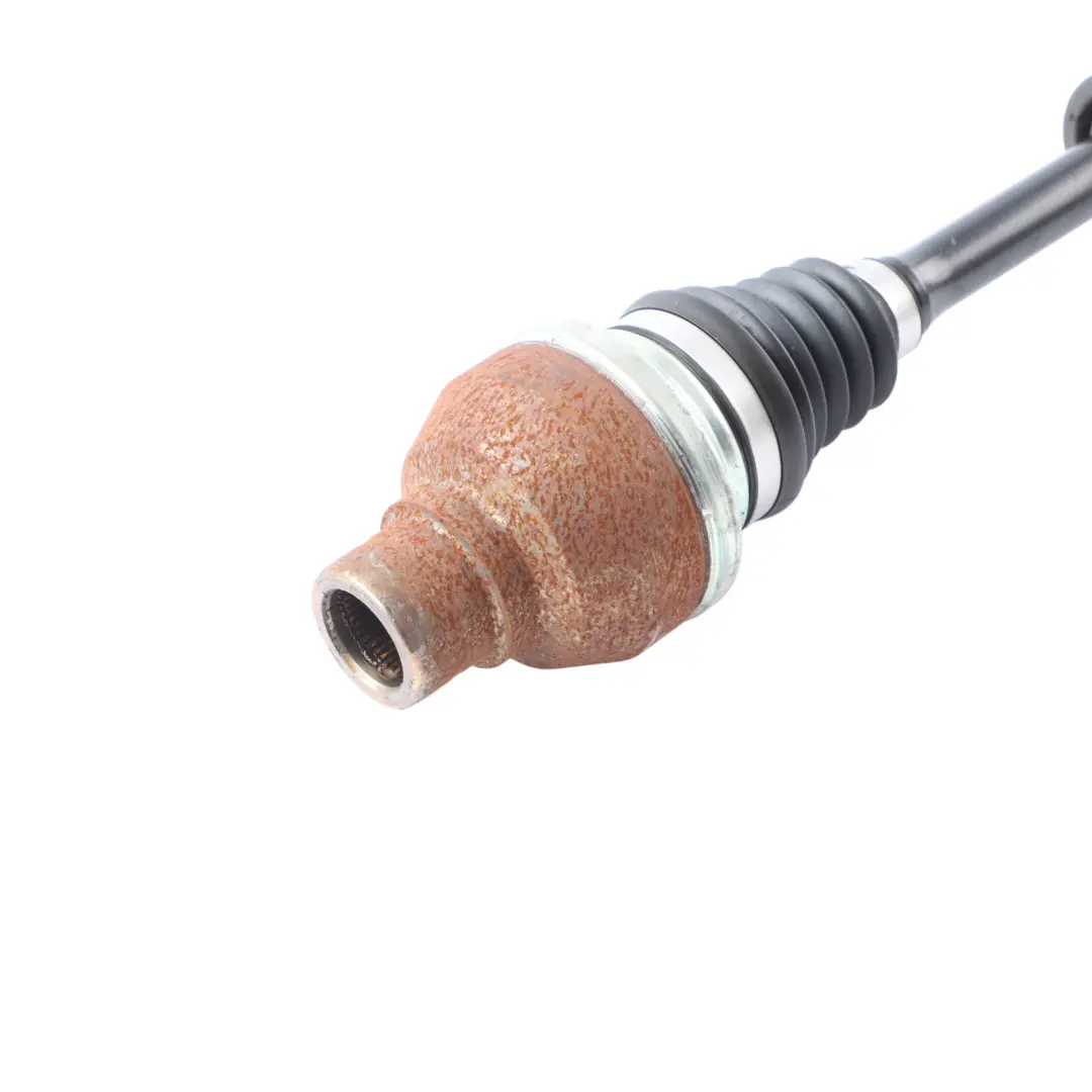 Front Driveshaft Side Drive Shaft Right O/S to Audi Q2 GA with Part number 5Q0407272EE Audi Q2 GA Front Driveshaft Side Drive Shaft Right O/S - SKU 5Q0407272EE - Part number 5Q0407272EE