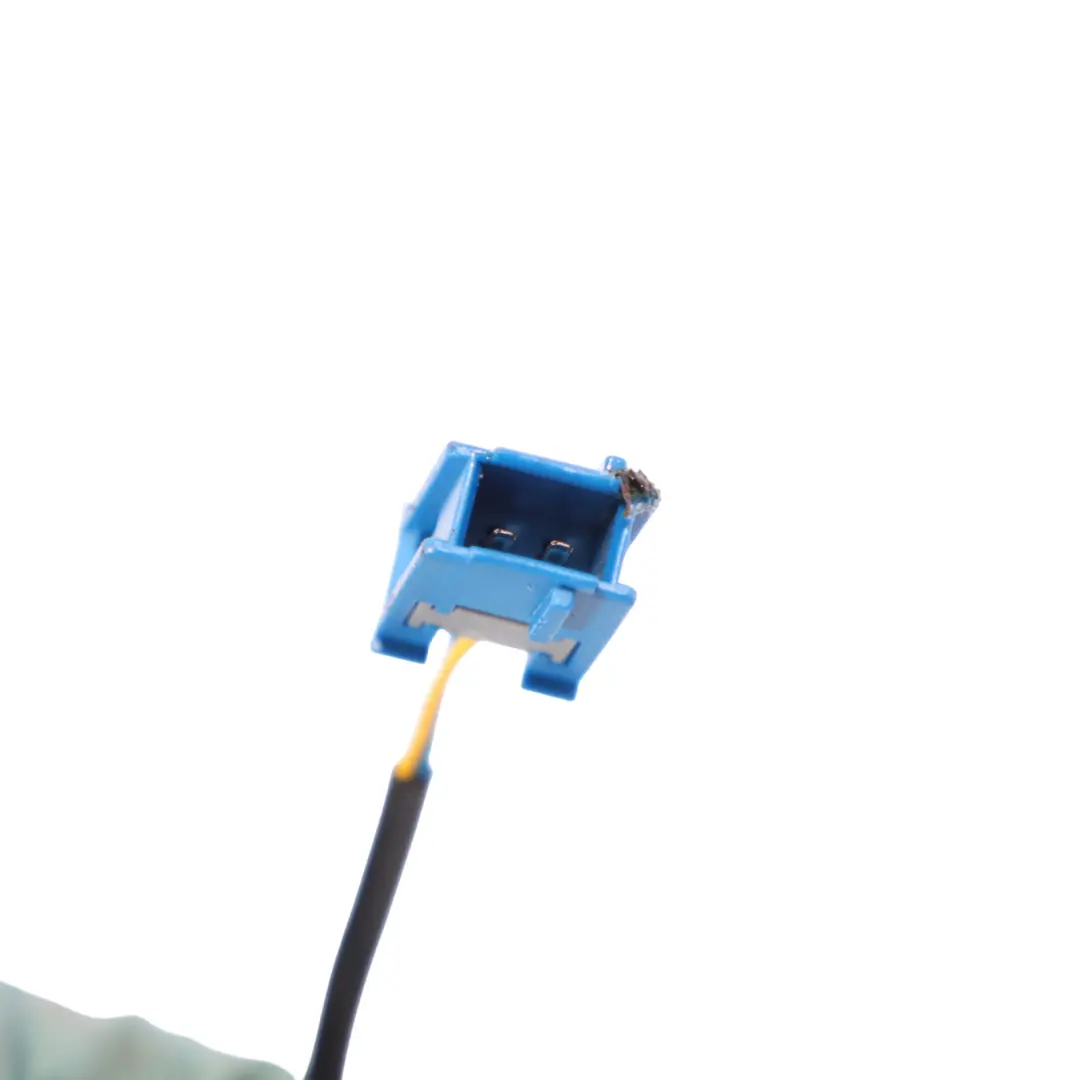 Opel Corsa D Tendeur De Boucle De Ceinture De Sécurité Avant Droit - SKU 616046800C - Numéro de pièce 616046800C