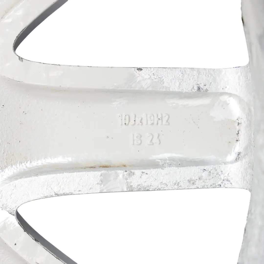 Cerchio posteriore lega argento 19" raggi stellari 95 10J per BMW E65 E66 con numero di parte 6753242 BMW E65 E66 Cerchio posteriore lega argento 19" raggi stellari 95 10J - SKU 6753242-1 - Numero di parte 6753242