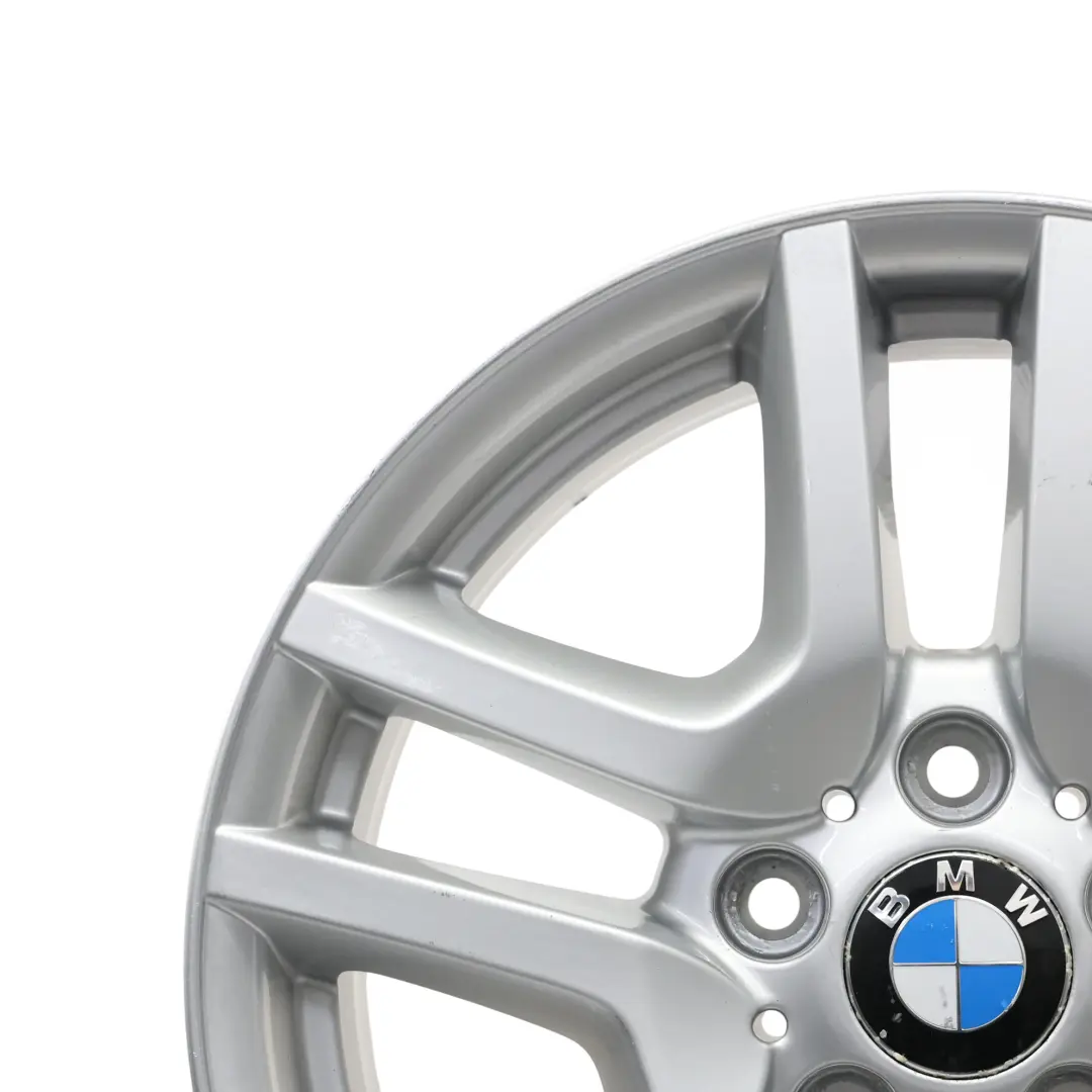Jante en alliage léger argenté à rayons V 130 17" 7,5J ET:40 pour BMW X5 E53 à propos du numéro de pièce 6761929 BMW X5 E53 Jante en alliage léger argenté à rayons V 130 17" 7,5J ET:40 - SKU 6761929-2 - Numéro de pièce 6761929