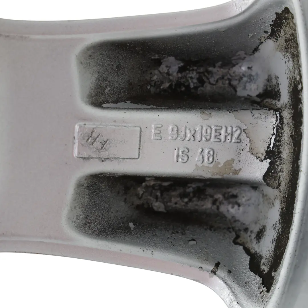 Jante Avant Alliage Argentée 19" Rayons Étoilés 132 9J ET:48 pour BMW X5 E53 à propos du numéro de pièce 6761931 BMW X5 E53 Jante Avant Alliage Argentée 19" Rayons Étoilés 132 9J ET:48 - SKU 6761931-2 - Numéro de pièce 6761931