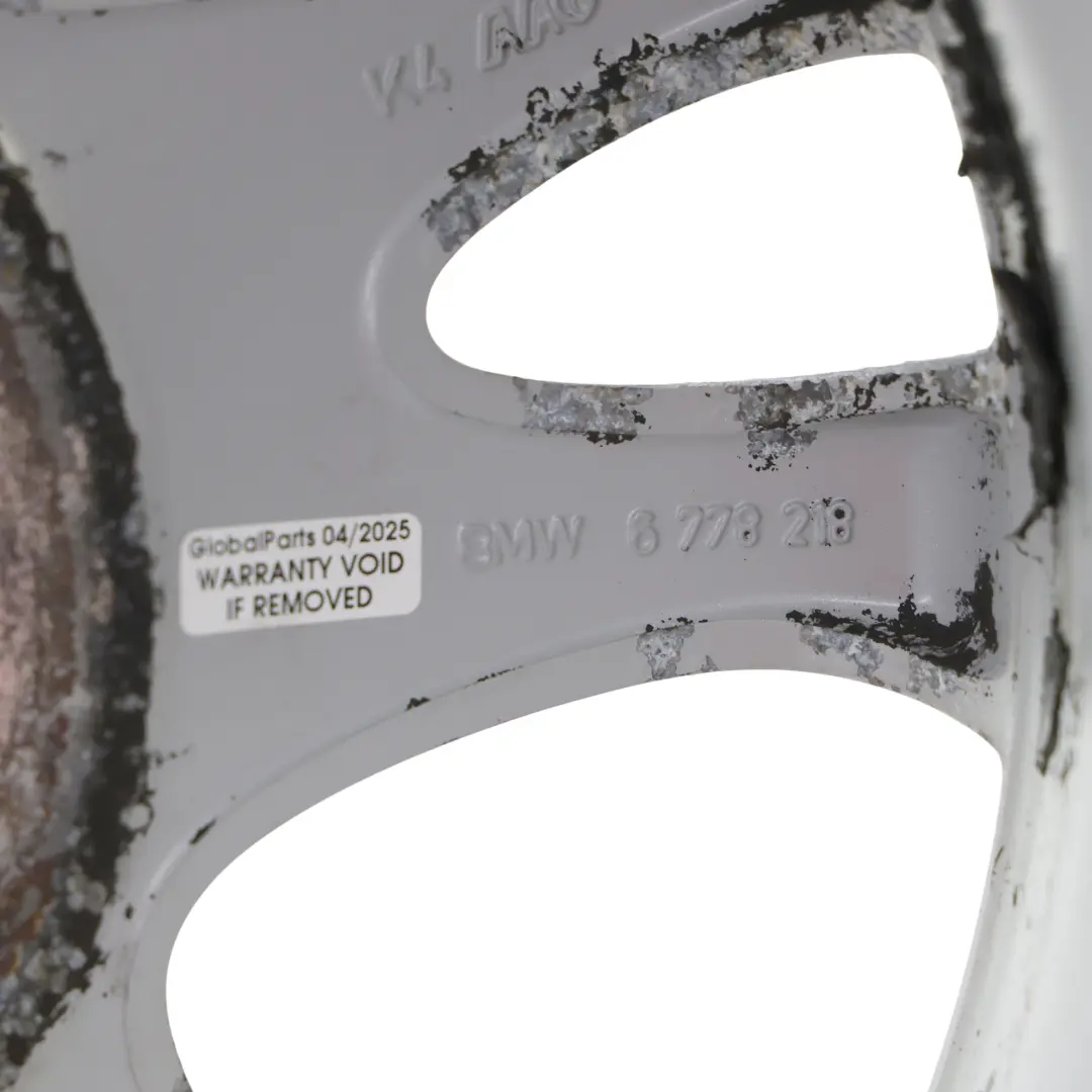 Cerchio in lega 16" a V 255 7J ET:44 per BMW E82 E81 E87 E88 con numero di parte 6778218 BMW E82 E81 E87 E88 Cerchio in lega 16" a V 255 7J ET:44 - SKU 6778218-1 - Numero di parte 6778218