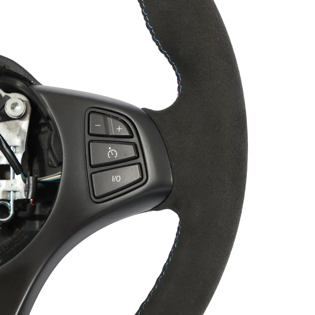 Steering Wheel Sport NEW Black Leather Alcantara M-tricoloured to BMW X3 E83 X5 E53 with Part number 6778404 BMW X3 E83 X5 E53 Steering Wheel Sport NEW Black Leather Alcantara M-tricoloured - SKU 6778404-1 - Part number 6778404