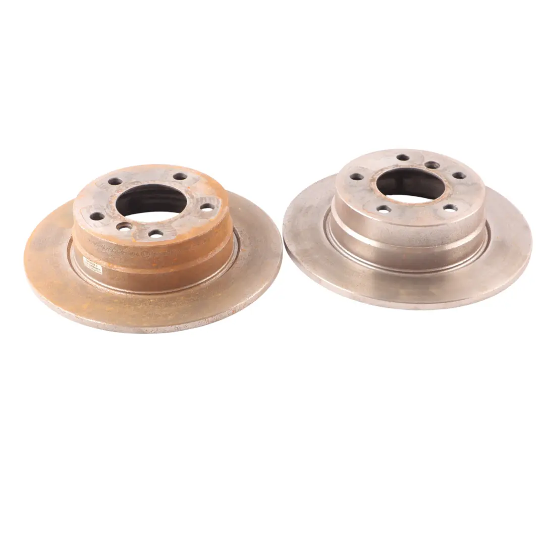 Hinten Bremsscheibe Set 6764647 für BMW 1 E81 E87 116i 118i 118d mit Teilenummer 6855001 BMW 1 E81 E87 116i 118i 118d Hinten Bremsscheibe Set 6764647 - SKU 6855001 - Teilenummer 6855001