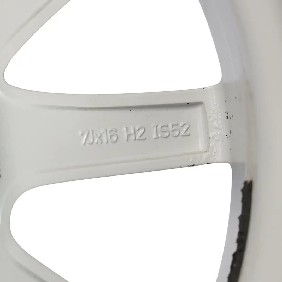 Jante Alliage Argent Reflexsilber 16" rayons en V 471 ET:52 7J pour BMW F45 F46 à propos du numéro de pièce 6855080 BMW F45 F46 Jante Alliage Argent Reflexsilber 16" rayons en V 471 ET:52 7J - SKU 6855080-1 - Numéro de pièce 6855080