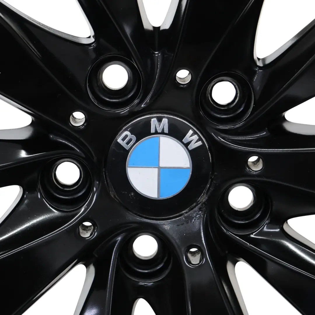 Schwarz Leichtmetallfelge 17" Styling 413 7,5J ET:37 für BMW F30 F31 F32 mit Teilenummer 6867126 BMW F30 F31 F32 Schwarz Leichtmetallfelge 17" Styling 413 7,5J ET:37 - SKU 6867126-1 - Teilenummer 6867126