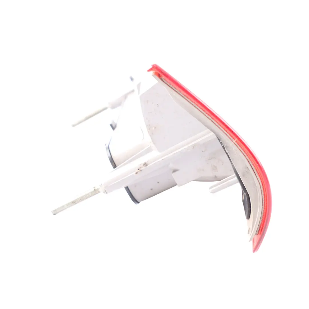 Feu arrière droit Feu latéral Panneau arrière pour Ford Transit MK7 à propos du numéro de pièce 6C11-13404-A Ford Transit MK7 Feu arrière droit Feu latéral Panneau arrière - SKU 6C1113404A - Numéro de pièce 6C11-13404-A