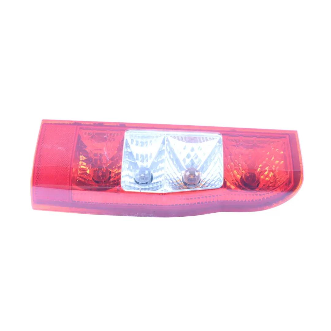 Lampa Prawy Tylna Tył do Ford Transit MK7 o numerze 6C11-13404-A Ford Transit MK7 Lampa Prawy Tylna Tył - SKU 6C1113404A - Numer Części 6C11-13404-A