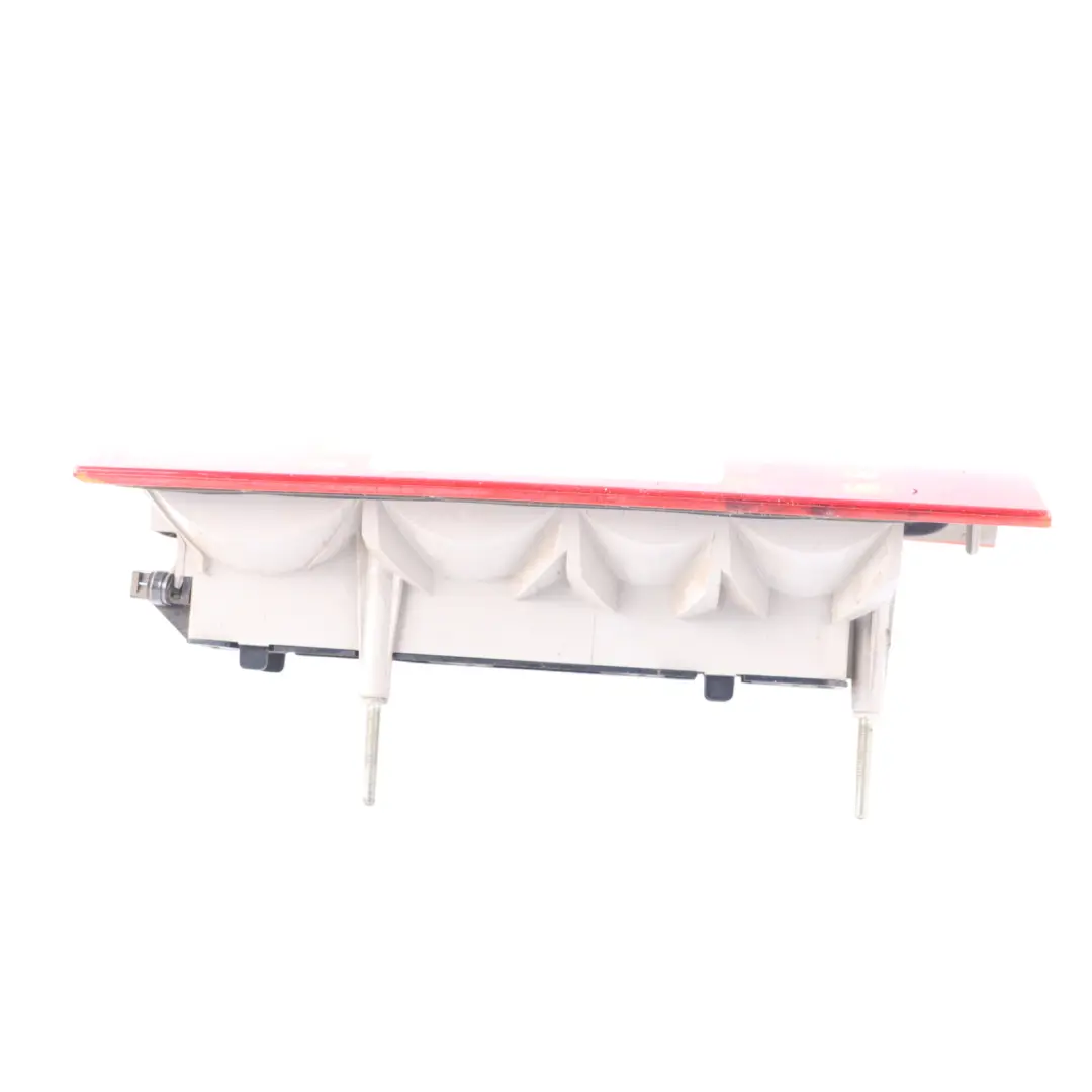 Feu arrière droit Feu latéral Panneau arrière pour Ford Transit MK7 à propos du numéro de pièce 6C11-13404-A Ford Transit MK7 Feu arrière droit Feu latéral Panneau arrière - SKU 6C1113404A - Numéro de pièce 6C11-13404-A