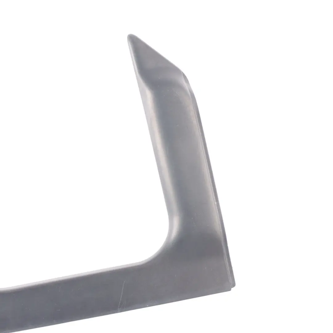 Baguette d'habillage de porte avant droite pour Ford Transit à propos du numéro de pièce 6C16-V22370-AAW Ford Transit Baguette d'habillage de porte avant droite - SKU 6C16-V22370-AAW - Numéro de pièce 6C16-V22370-AAW