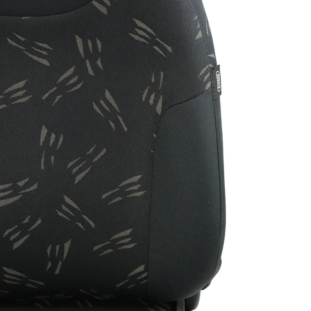 Sedile Anteriore Destro Tessuto Panther Nero Casuale per Mini Cabrio R52 con numero di parte 7131924 Mini Cabrio R52 Sedile Anteriore Destro Tessuto Panther Nero Casuale - SKU 7131924 - Numero di parte 7131924