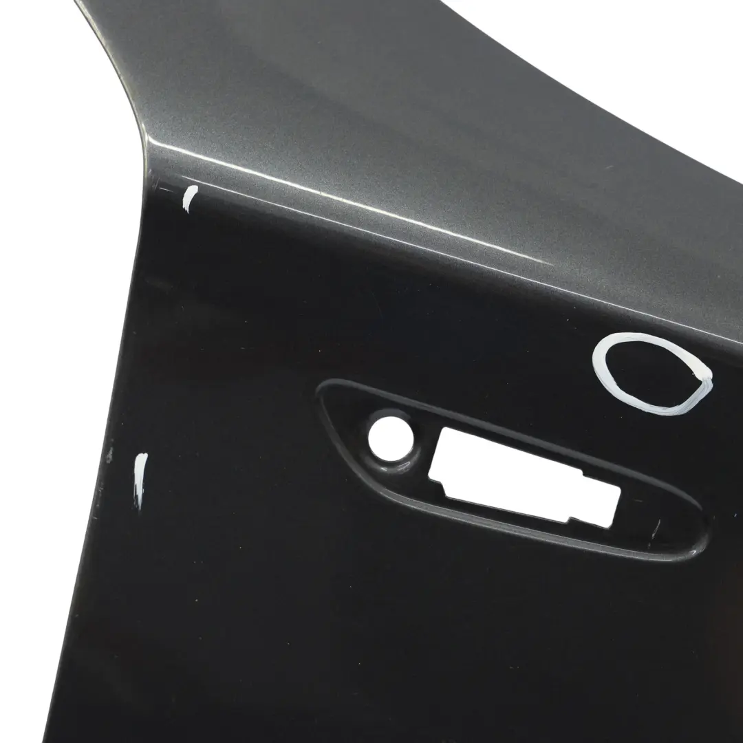 Pannello Laterale BMW E81 E87 Parafango Anteriore Destro Sparkling Graphite A22 per con numero di parte 7133228 Pannello Laterale BMW E81 E87 Parafango Anteriore Destro Sparkling Graphite A22 - SKU 7133228-SG - Numero di parte 7133228