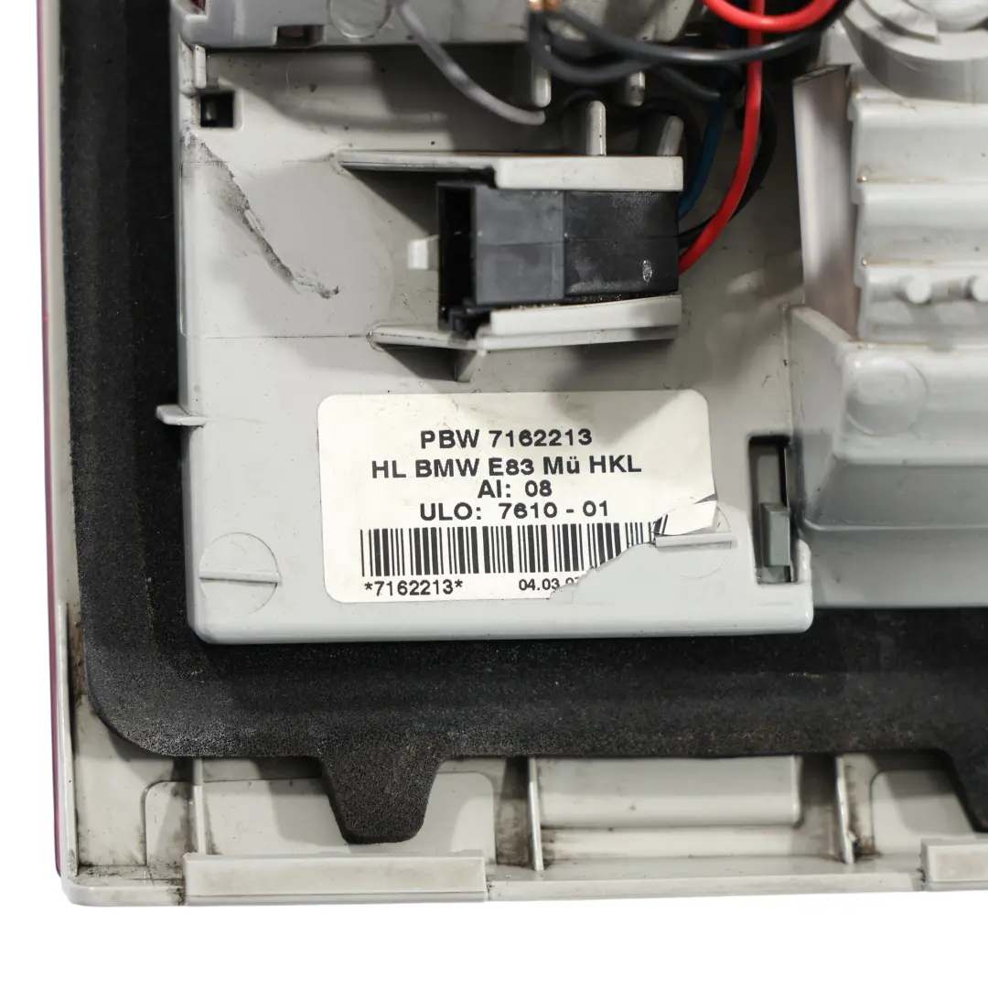 Lampa Lewa Tylna Tył Lampa w Klapę do BMW X3 E83 LCI o numerze 7162213 BMW X3 E83 LCI Lampa Lewa Tylna Tył Lampa w Klapę - SKU 7162213-1 - Numer Części 7162213