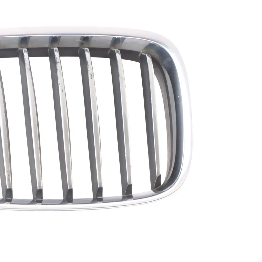 Front Bumper Grille Hood Right O/S to BMW F07 GT with Part number 7200168 BMW F07 GT Front Bumper Grille Hood Right O/S - SKU 7200168 - Part number 7200168