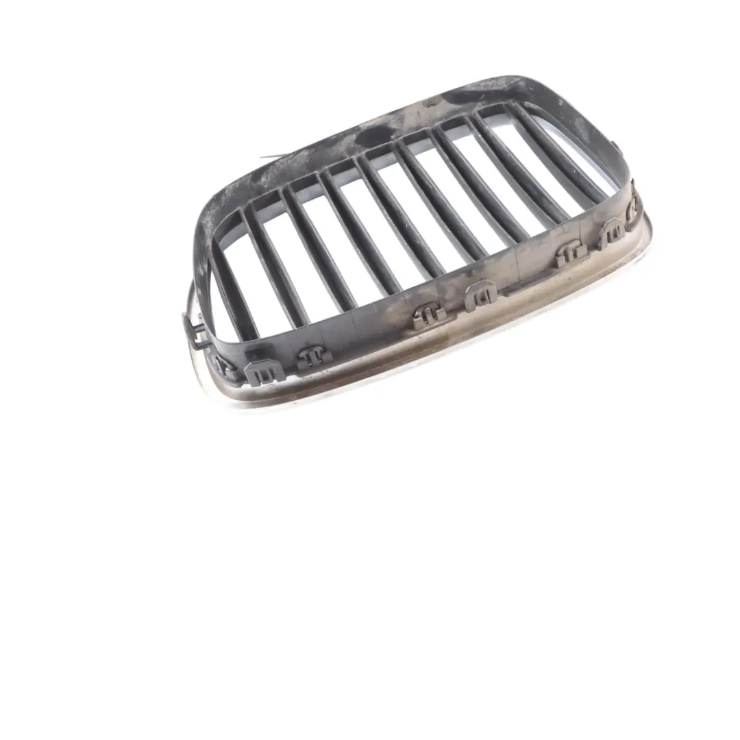 Front Bumper Grille Hood Right O/S to BMW F07 GT with Part number 7200168 BMW F07 GT Front Bumper Grille Hood Right O/S - SKU 7200168 - Part number 7200168