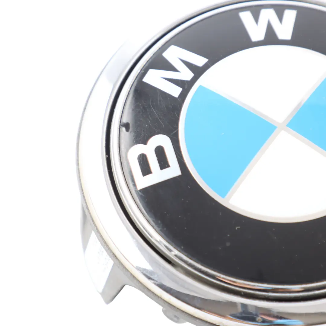 Emblema Boton Porton Trasero Insignia Apertura para BMW E81 E87 E87N LCI con número de pieza 7200938 BMW E81 E87 E87N LCI Emblema Boton Porton Trasero Insignia Apertura - SKU 7200938-2 - Número de pieza 7200938
