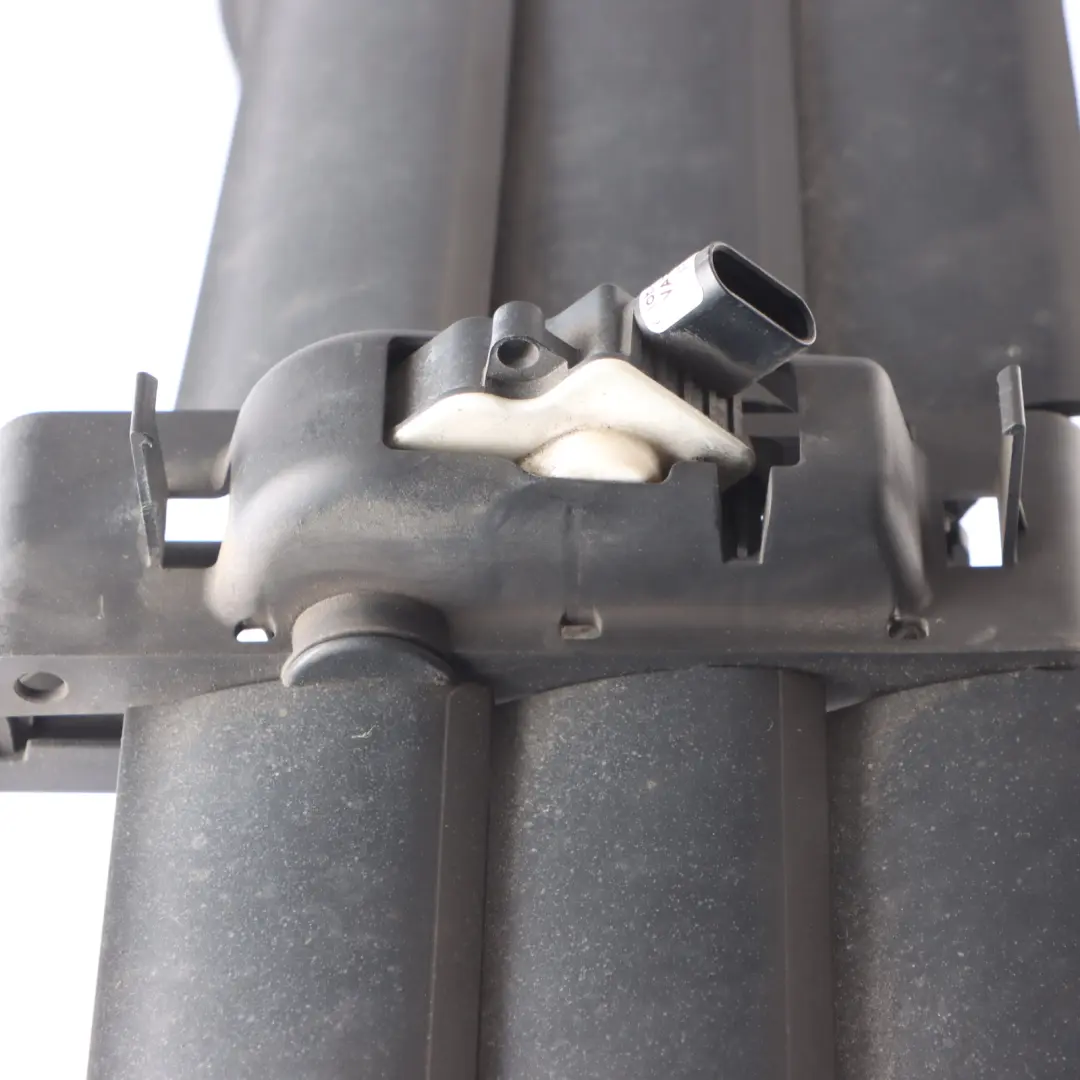 Duct Front Slam Panel Intake Intake Flap to BMW F06 F12 Air with Part number 7211512 BMW F06 F12 Air Duct Front Slam Panel Intake Intake Flap - SKU 7211512-1 - Part number 7211512