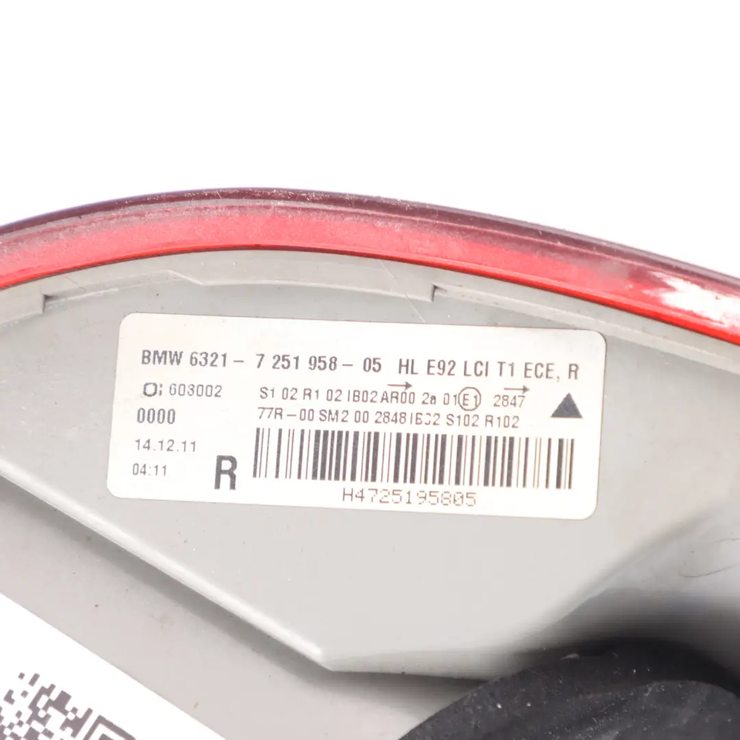 Heckleuchte LED Rücklicht Rückleuchte Außen Rechts 7251 für BMW 3 Series E92 LCI mit Teilenummer 7251958 BMW 3 Series E92 LCI Heckleuchte LED Rücklicht Rückleuchte Außen Rechts 7251 - SKU 7251958-1 - Teilenummer 7251958