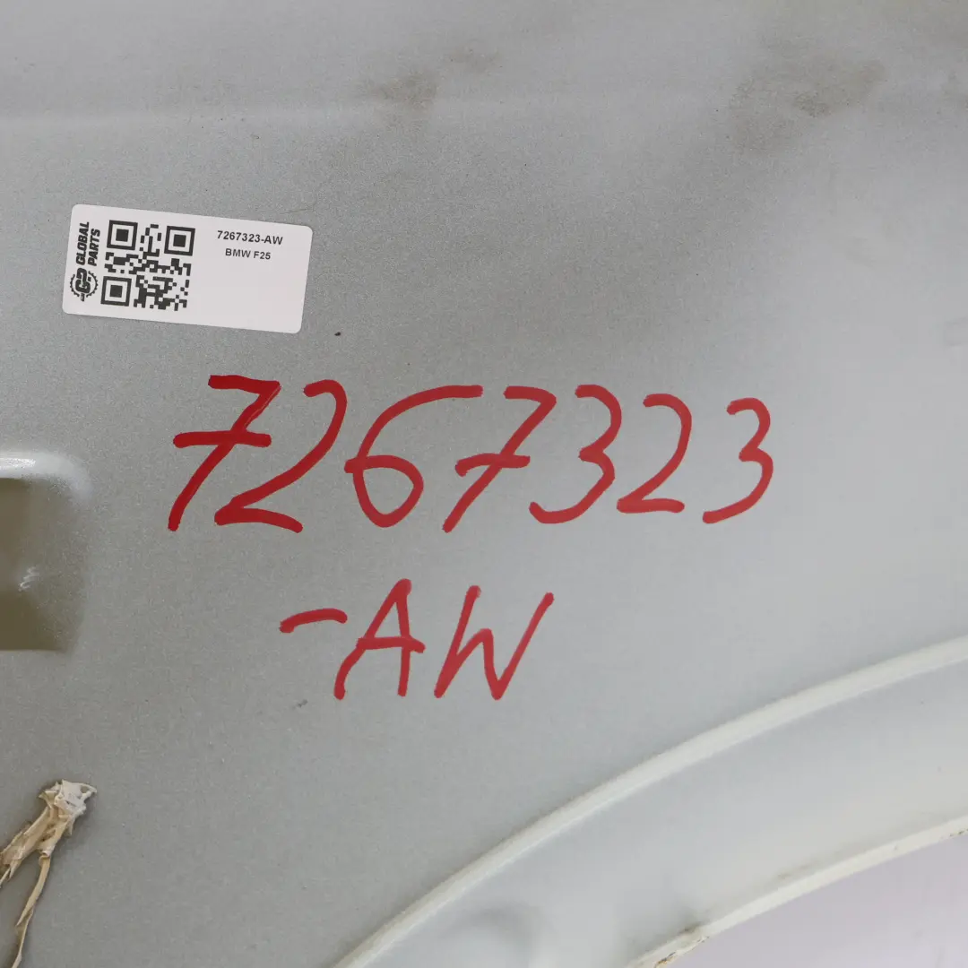 Pannello Laterale Parafango Anteriore Sinistro Alpinweiss 3 - 300 per BMW X3 F25 con numero di parte 7267323 BMW X3 F25 Pannello Laterale Parafango Anteriore Sinistro Alpinweiss 3 - 300 - SKU 7267323-AW - Numero di parte 7267323