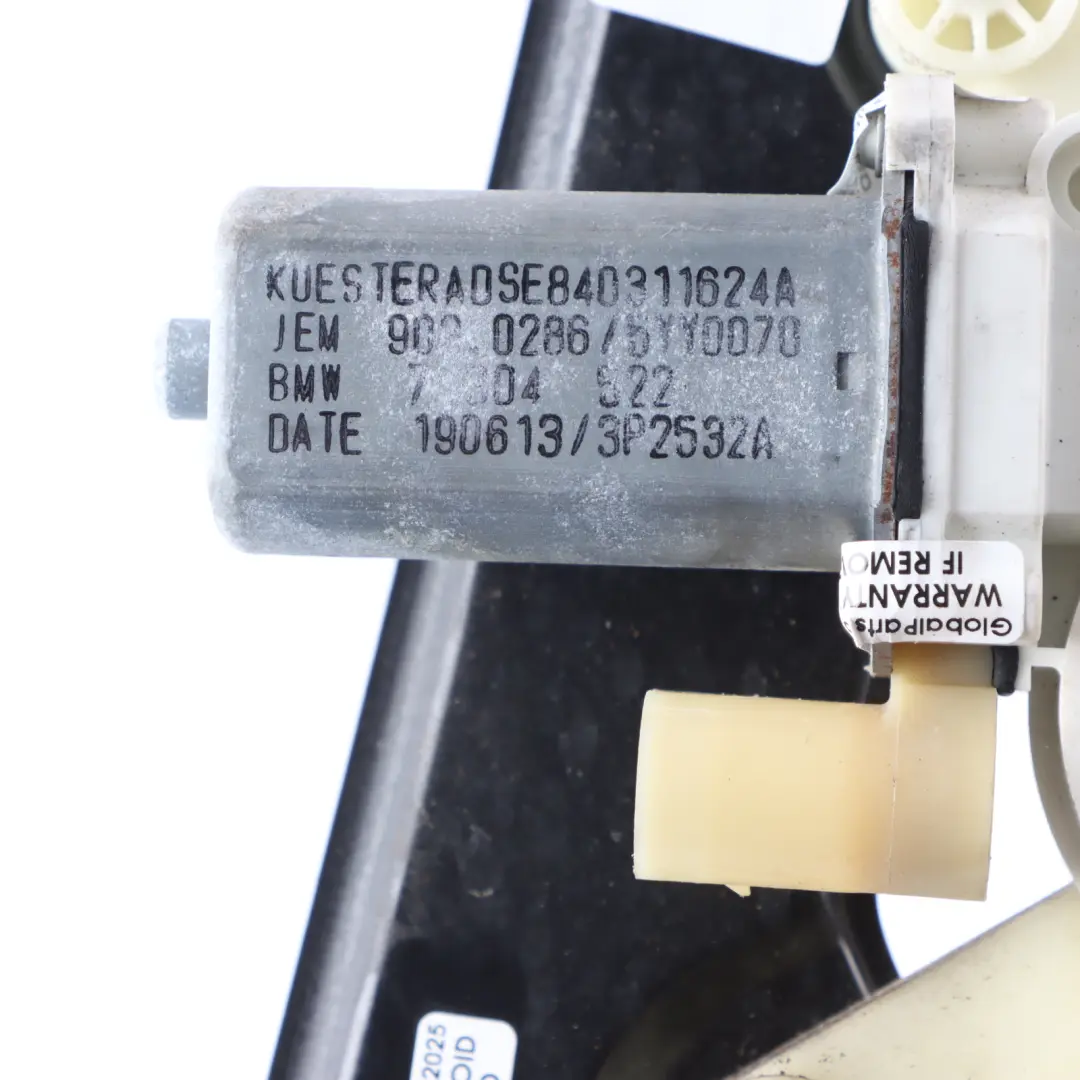 Coupé Front Window Lifter Right O/S Doors With Motor to BMW F06 with Part number 7268798 BMW F06 Coupé Front Window Lifter Right O/S Doors With Motor - SKU 7268798 - Part number 7268798