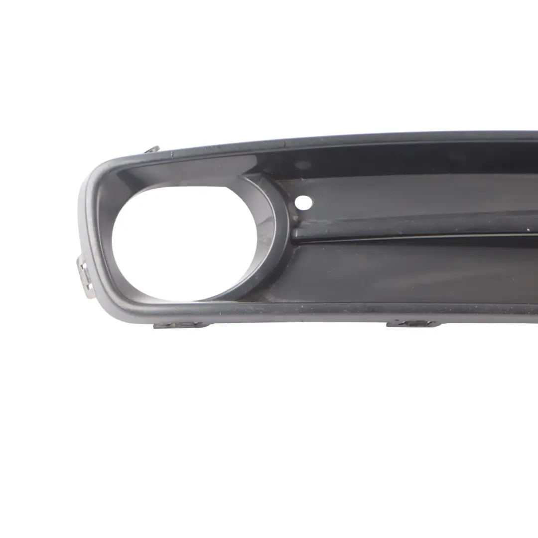 Front Bumper Closed Grid Right O/S Trim Sport Line to BMW F20 F21 with Part number 7272564 BMW F20 F21 Front Bumper Closed Grid Right O/S Trim Sport Line - SKU 7272564-1 - Part number 7272564