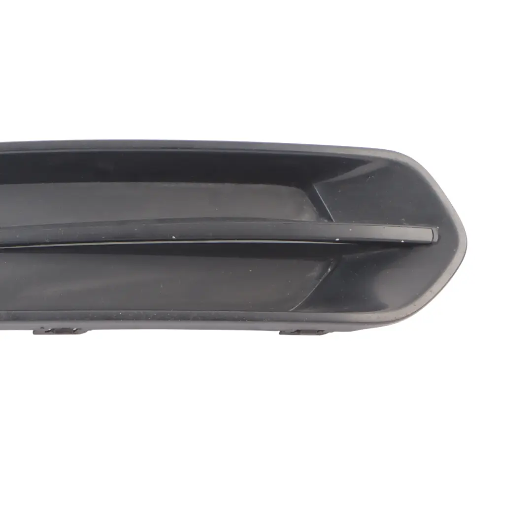 Front Bumper Closed Grid Right O/S Trim Sport Line to BMW F20 F21 with Part number 7272564 BMW F20 F21 Front Bumper Closed Grid Right O/S Trim Sport Line - SKU 7272564-1 - Part number 7272564