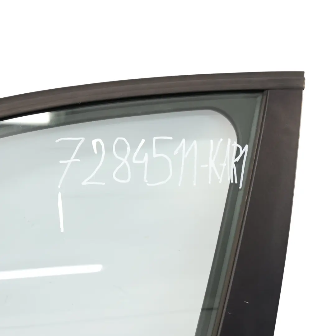 Porta anteriore sinistra Karmesinrot Rosso - A61 per BMW F20 con numero di parte 7284511 BMW F20 Porta anteriore sinistra Karmesinrot Rosso - A61 - SKU 7284511-KAR1 - Numero di parte 7284511